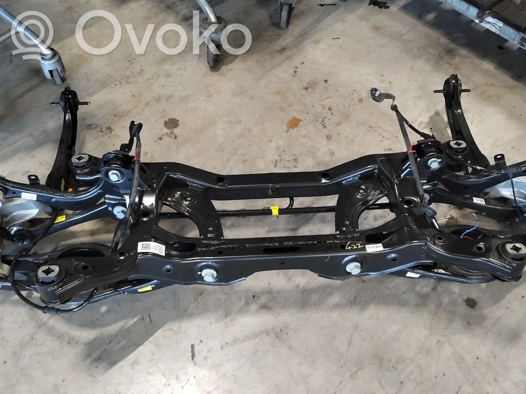 Hyundai Kona II Belka osi tylnej 