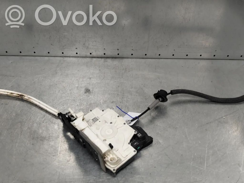 Audi e-tron Priekšpusē slēdzene 