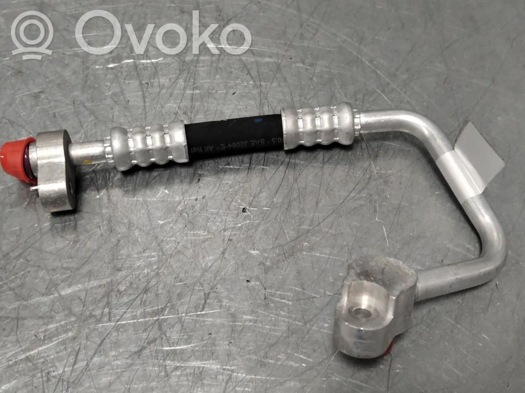 Ilmastointilaitteen putki (A/C)   4KE816735E