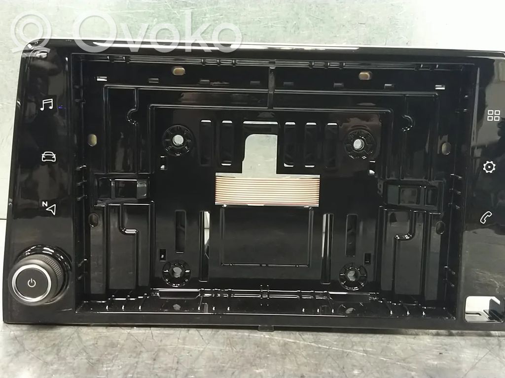 Opel Combo E Kita salono detalė 