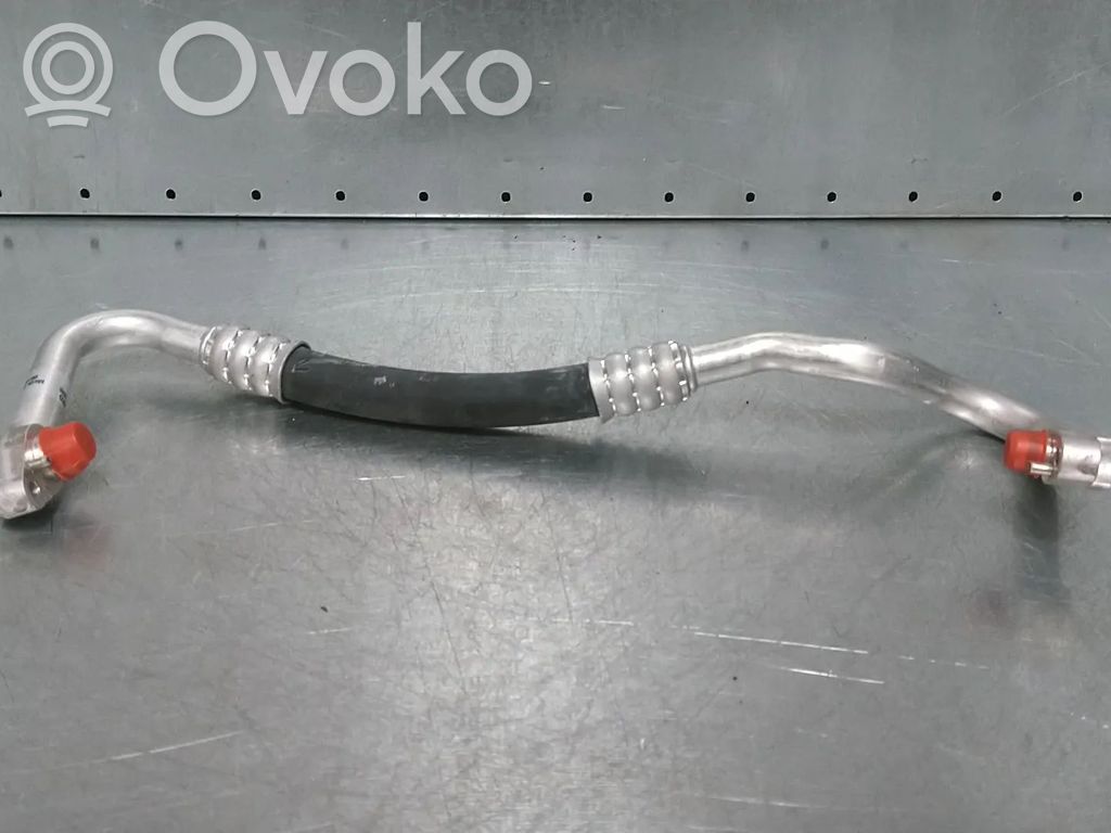 Ilmastointilaitteen putki (A/C)   4KE816732D