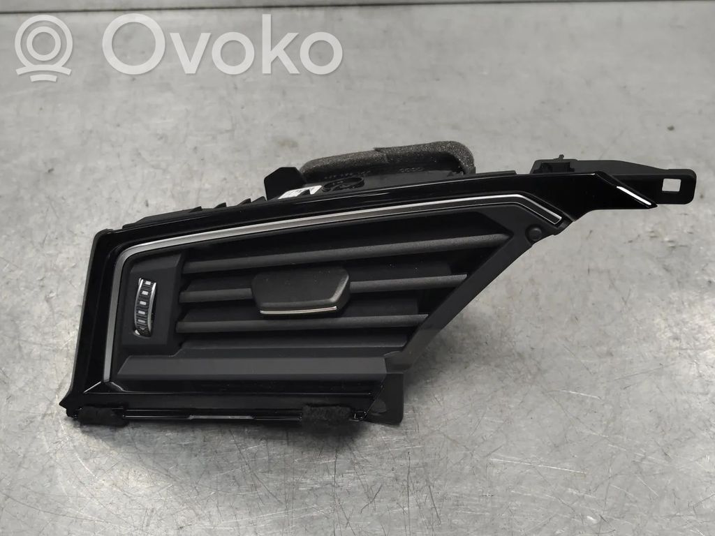 Audi e-tron Boczna kratka nawiewu deski rozdzielczej 
