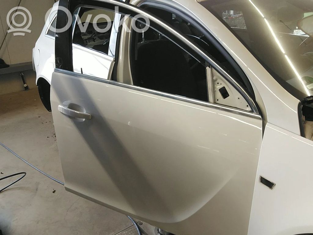 Puerta delantera   20965956,1240980,1242630,1242720,1243280,1244270,13274119,20985683,22796396,22863714,39062234