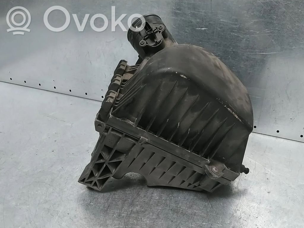 Opel Mokka Air filter box 