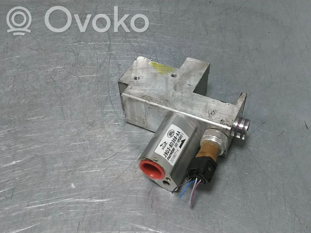 Other engine part   J9D38D308AA,J9D1158,TZ204XSA
