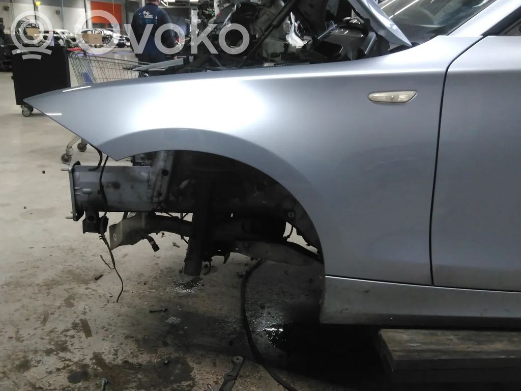 BMW 1 E81 E87 Aripă 
