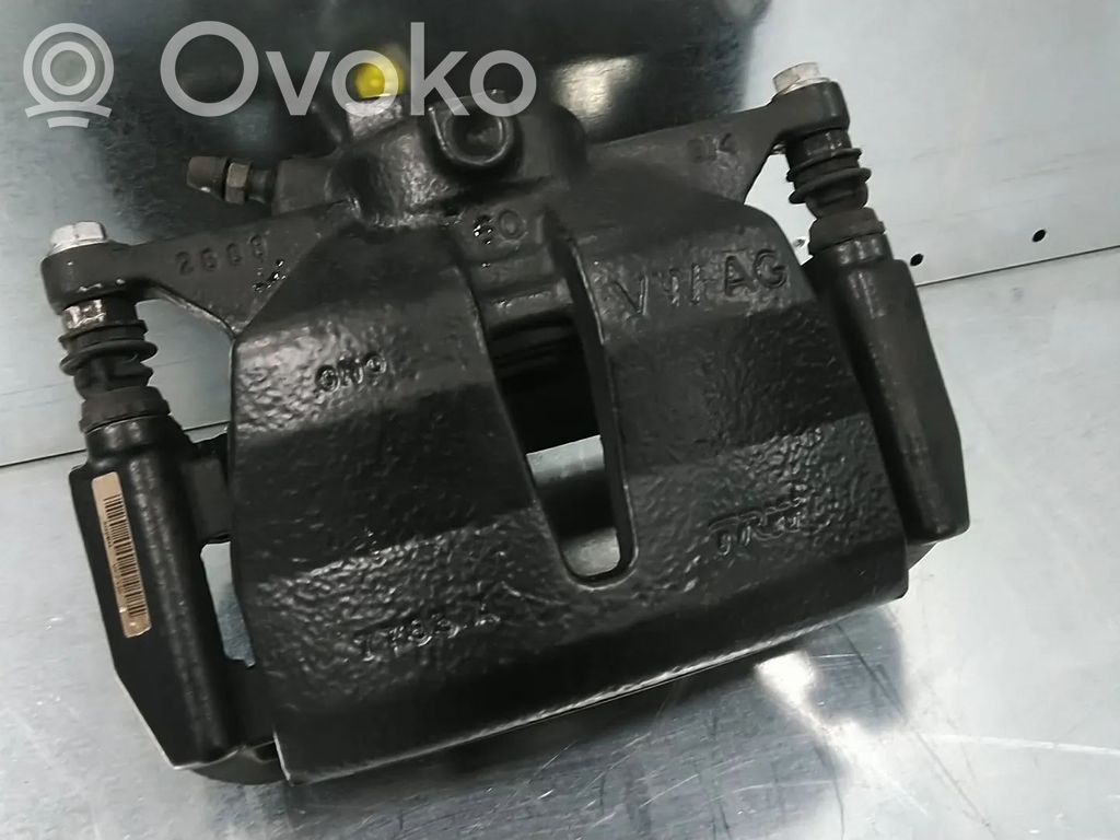 Seat Leon (5F) Etujarrusatula 