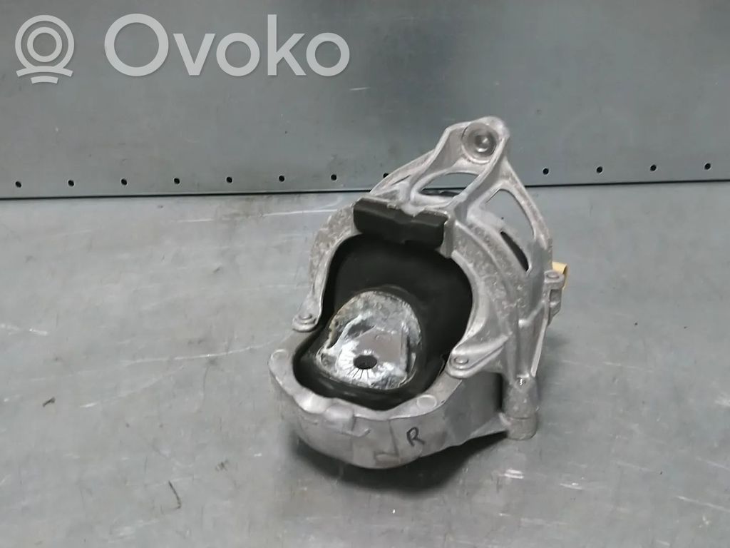 Engine mount bracket   4M0199372FC,8W0199372AB,8W0199372CN,8W0199372CQ