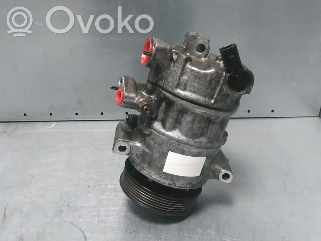 Volkswagen Golf VI Air conditioning (A/C) compressor (pump) 