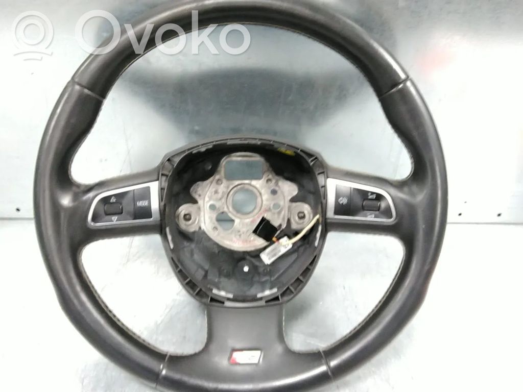 Audi A5 8T 8F Ohjauspyörä 