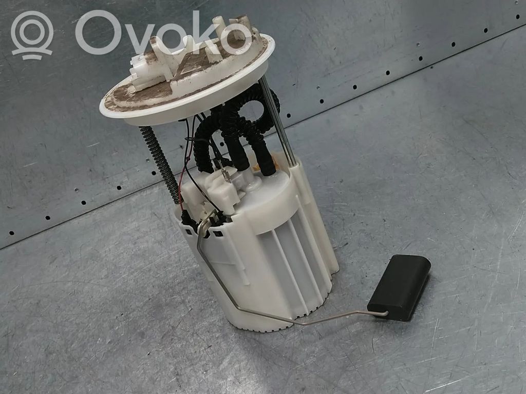 Opel Corsa D Bomba interna de combustible 