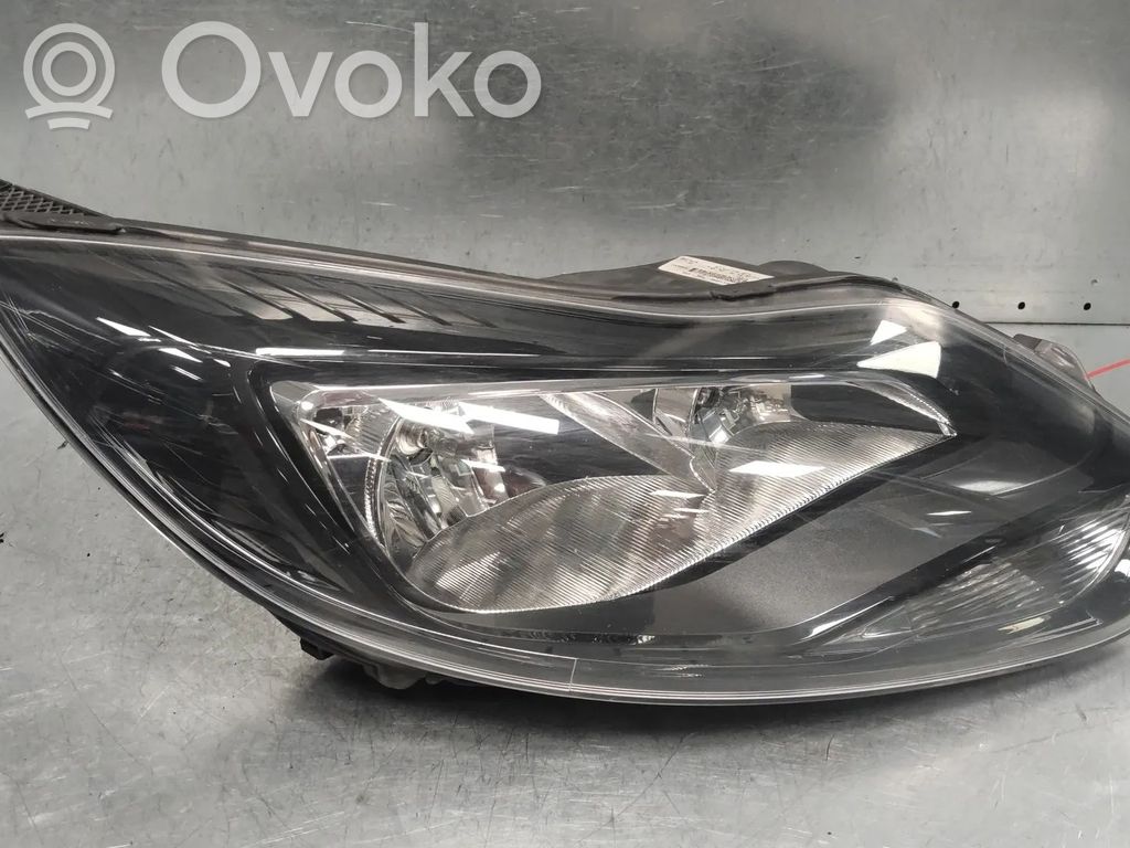 Ford Focus Headlight/headlamp 