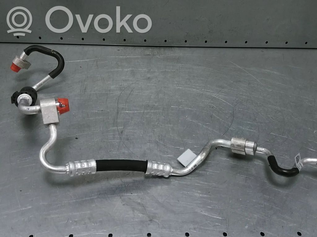 Audi e-tron Ilmastointilaitteen putki (A/C) 