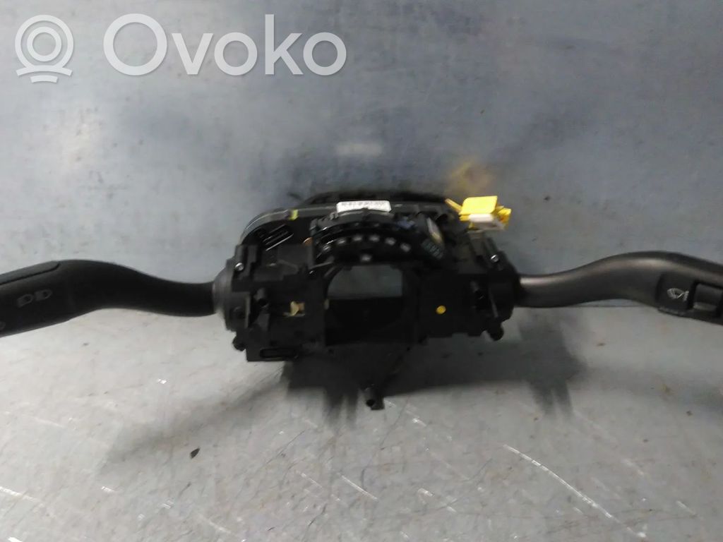 Audi A4 S4 B6 8E 8H Wiper turn signal indicator stalk/switch 