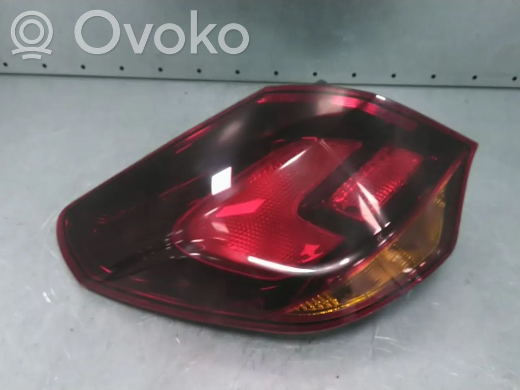 Opel Astra J Rear/tail lights 