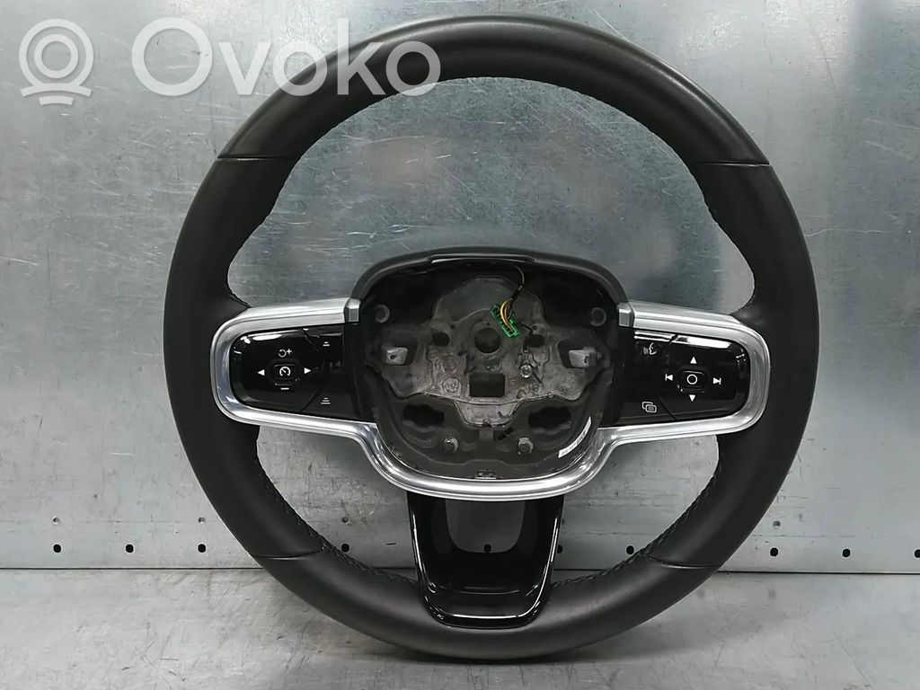 Ohjauspyörä   32266081,32266082,32333824