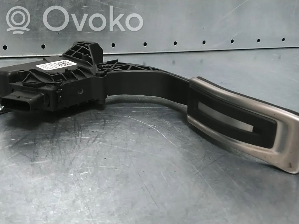 Audi A5 Kaasupoljin 