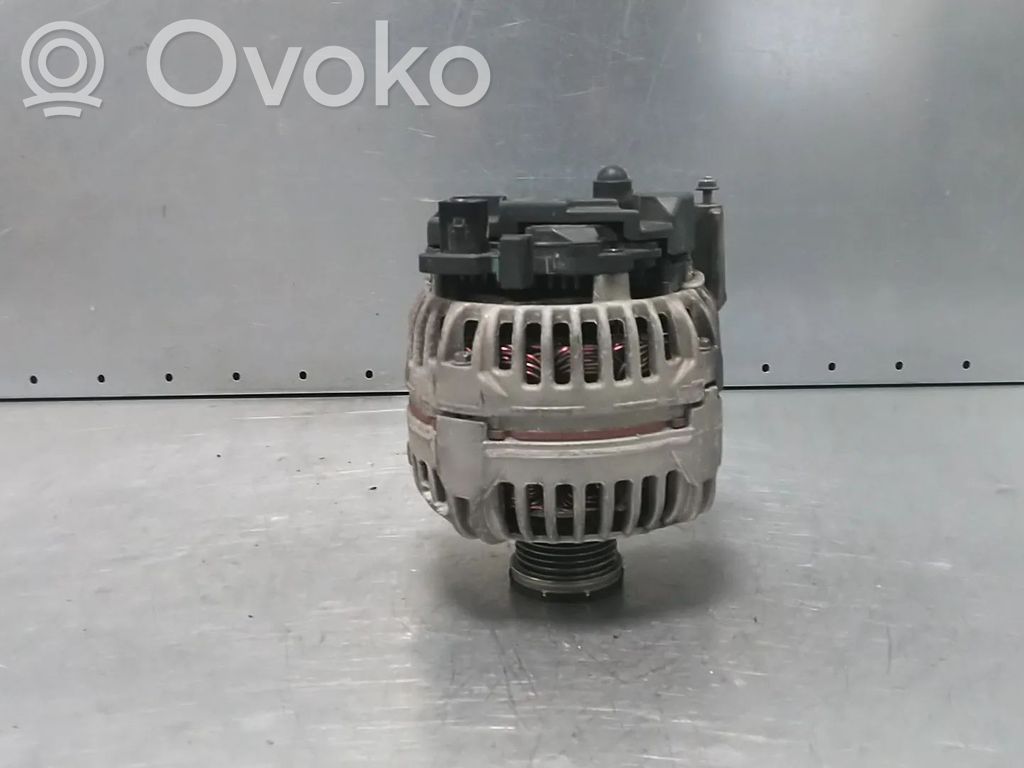 Volkswagen Touran II Генератор 