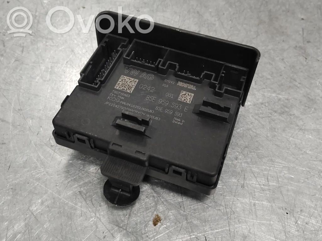 Audi A5 Unidad de control/módulo de la puerta 