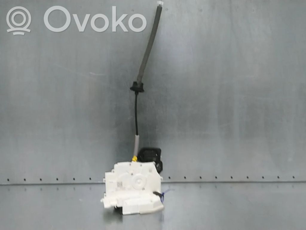Audi A5 Front door lock 
