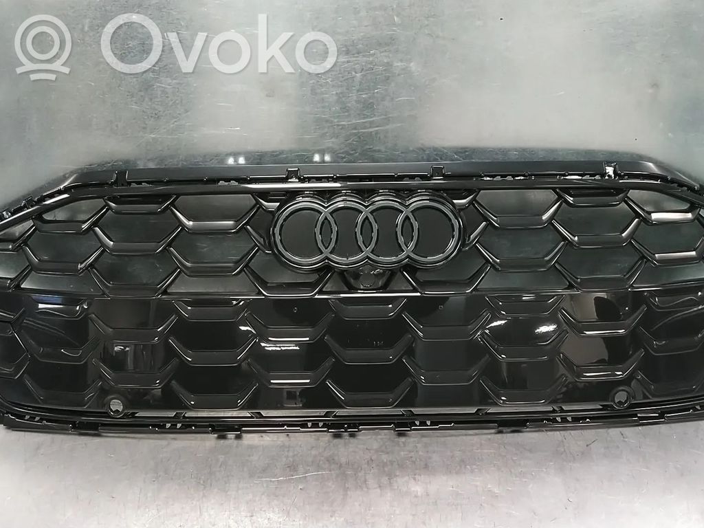 Audi A5 Front bumper upper radiator grill 