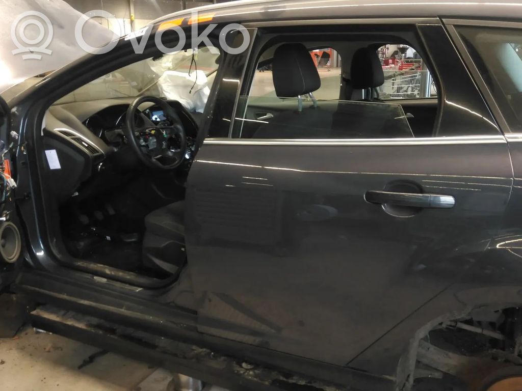 Ford Focus Galinės durys 