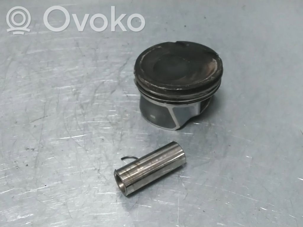 Tłok   EJ7E6110AC,5305969,G5219308H,YVDA