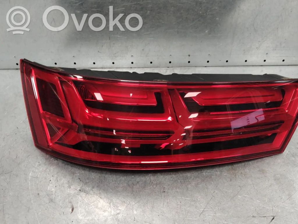 Audi Q7 4M Lampă spate în caroserie
