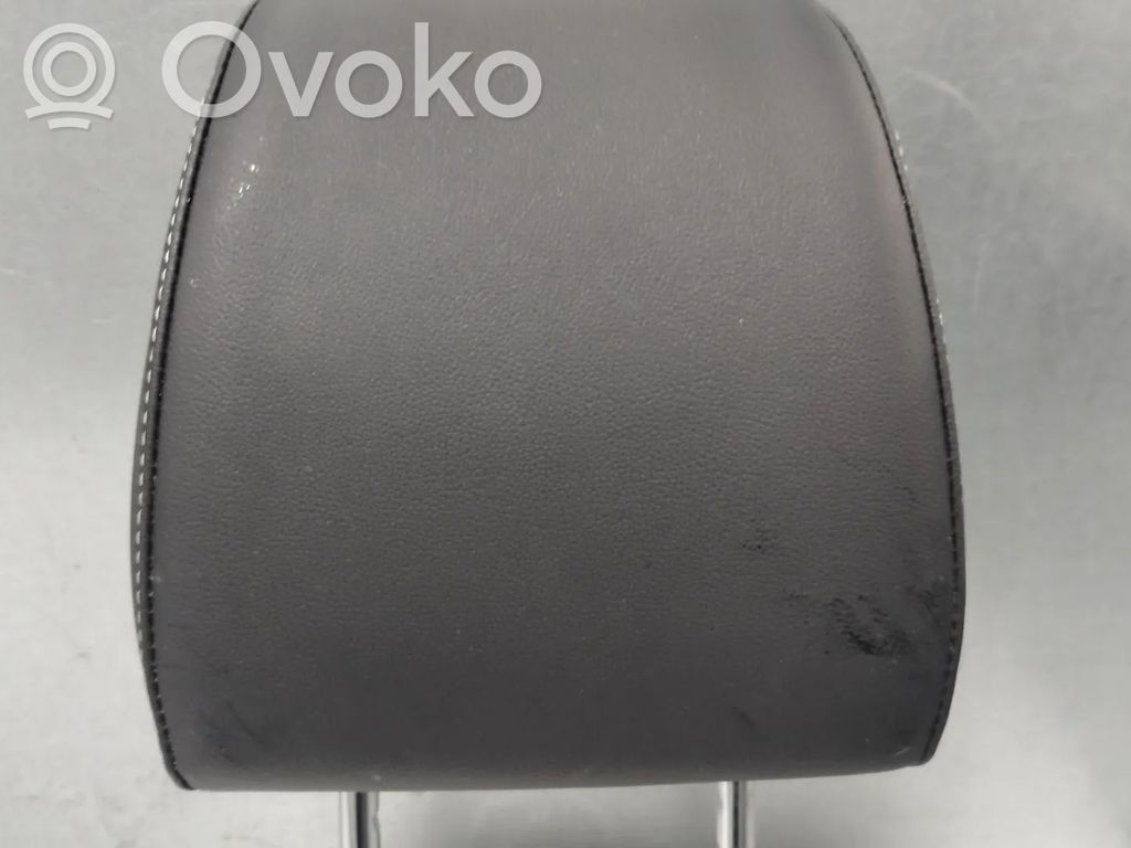 KIA Sportage Zagłówek fotela przedniego 