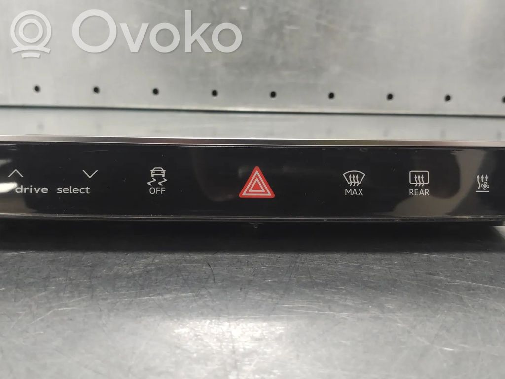 Audi Q8 Alte piese de interior 