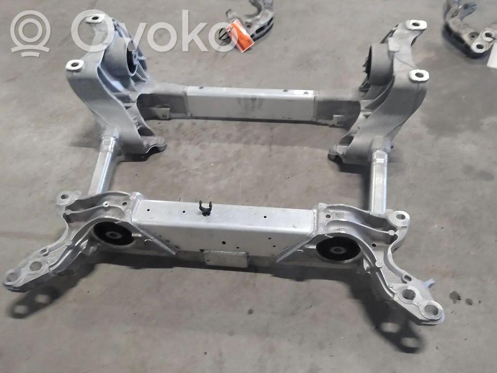Priekinis traversas   4KE399313E,4KE399313B,4KE399313C