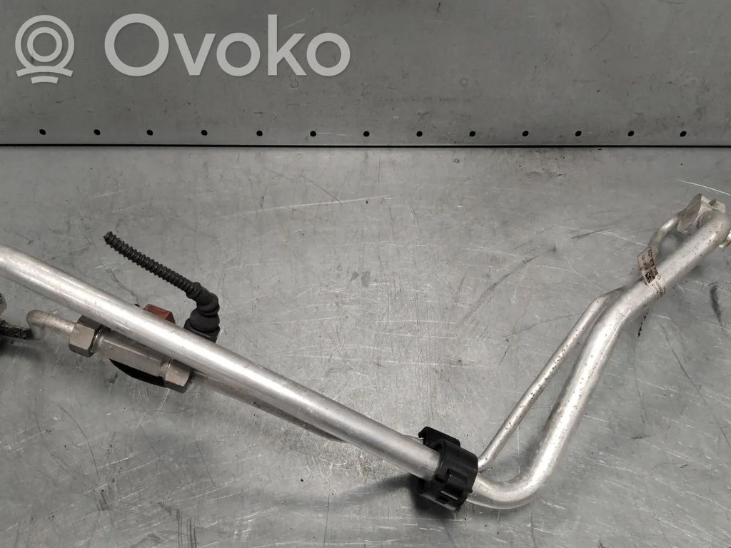 Volkswagen Golf VII Ilmastointilaitteen putki (A/C) 
