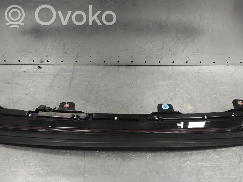 KIA EV6 Kolmas/lisäjarruvalo 
