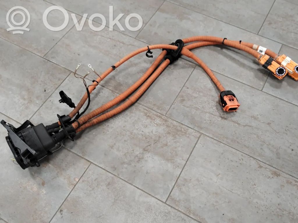 Audi e-tron High voltage cable 