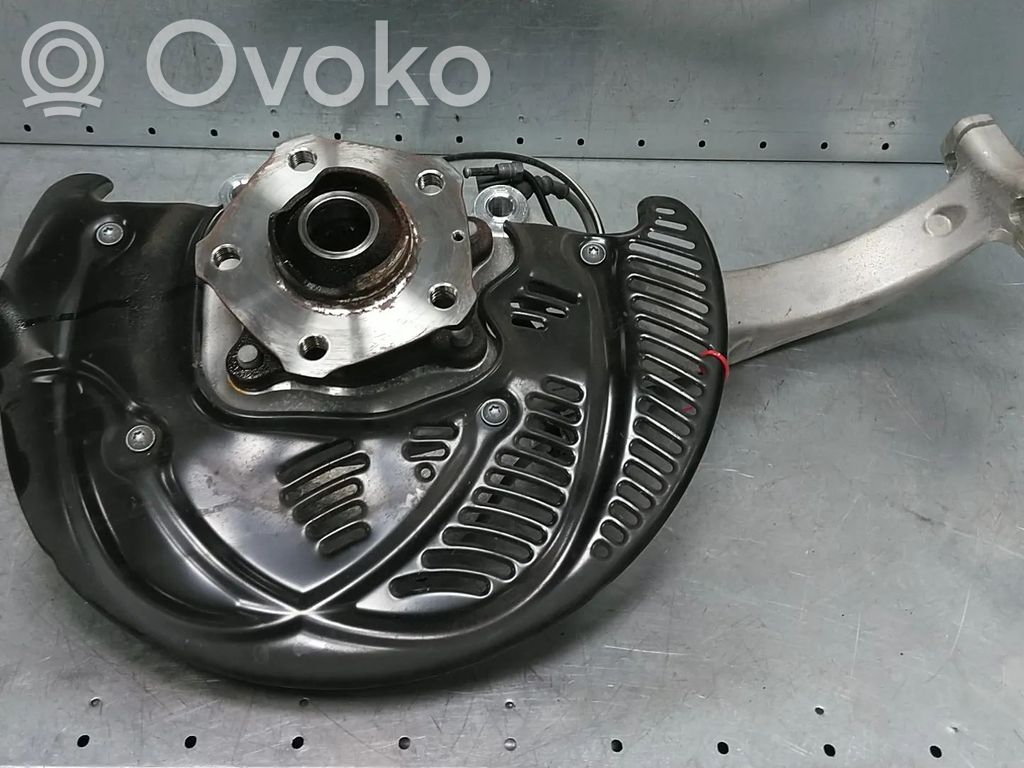 Achsschenkel vorne   4M0407242K,4M0407254K,4M0407560