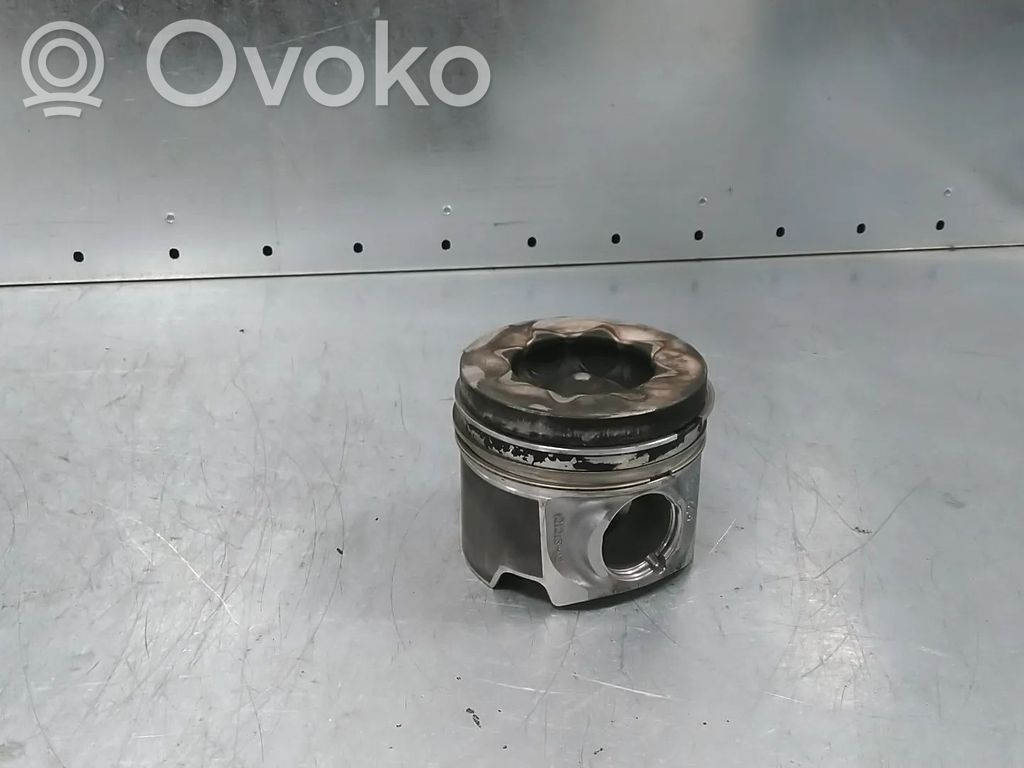 Audi A4 S4 B8 8K Piston 
