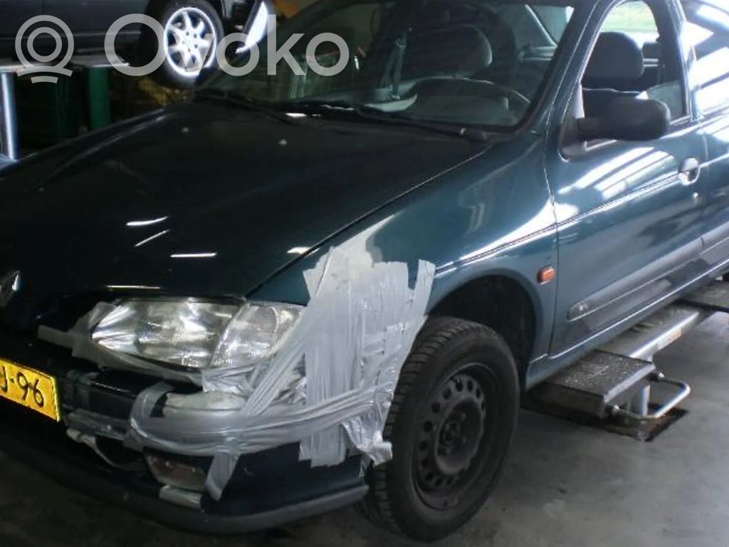 Renault Megane I Far 