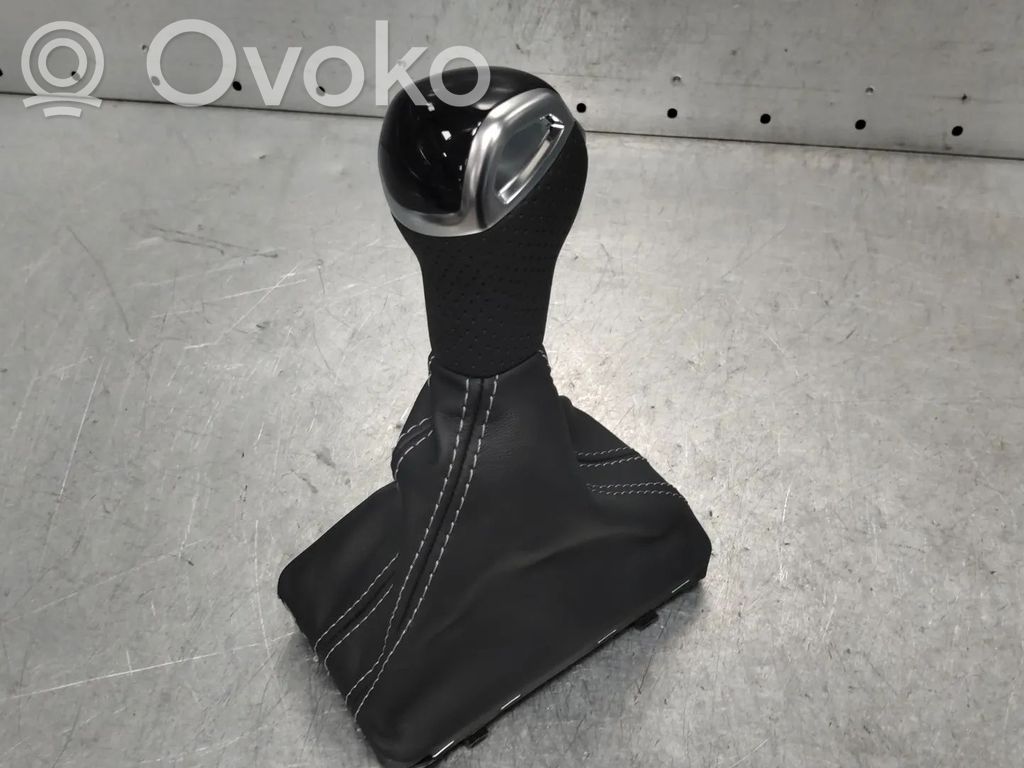 Audi Q2 - Altra parte interiore 