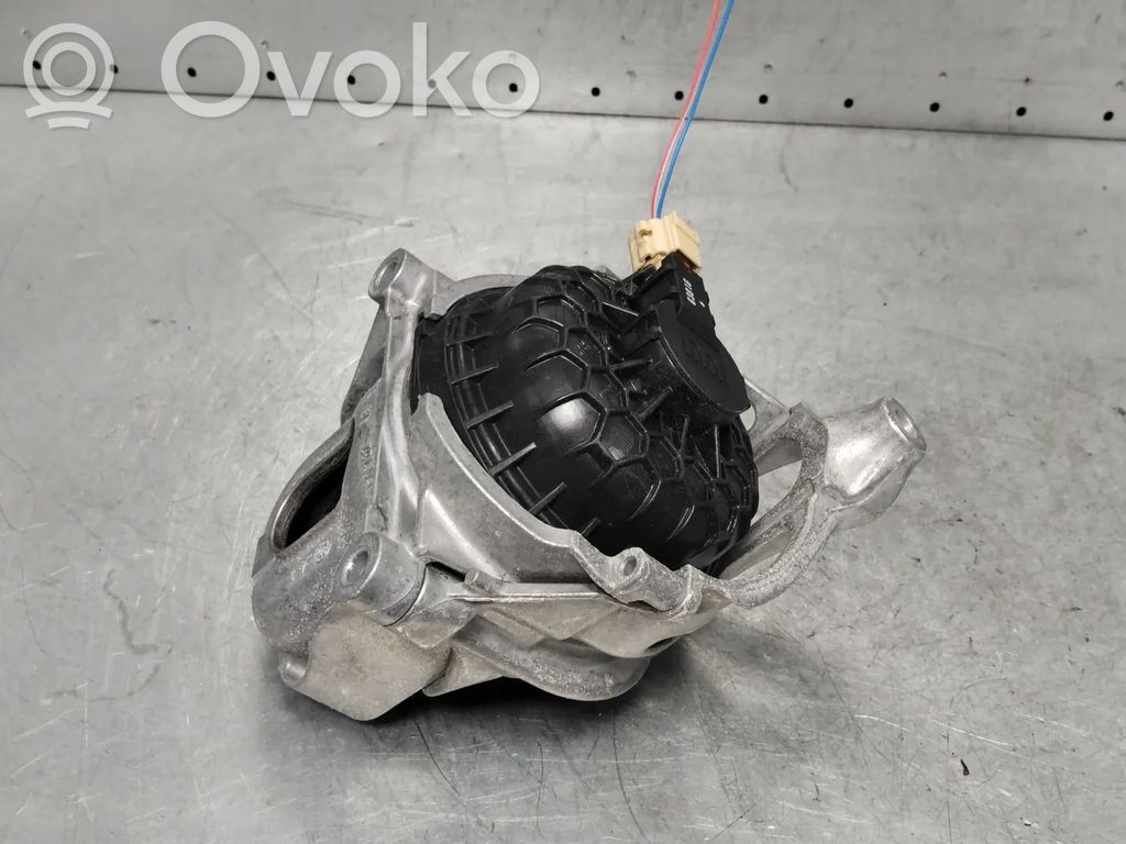 Audi A5 Engine mount bracket 