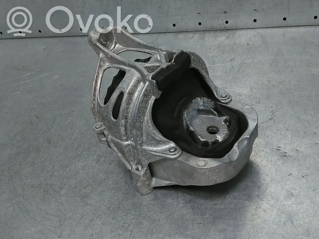 Audi A5 Engine mount bracket 