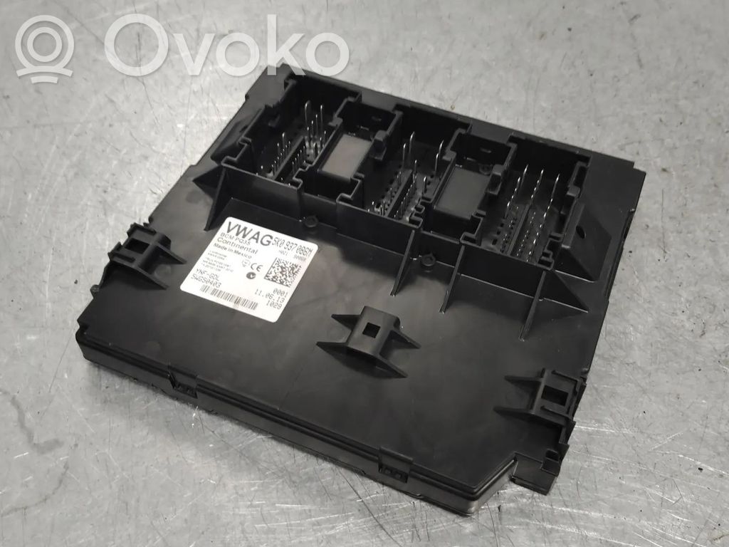 Volkswagen Jetta VI Unitate control BSM 