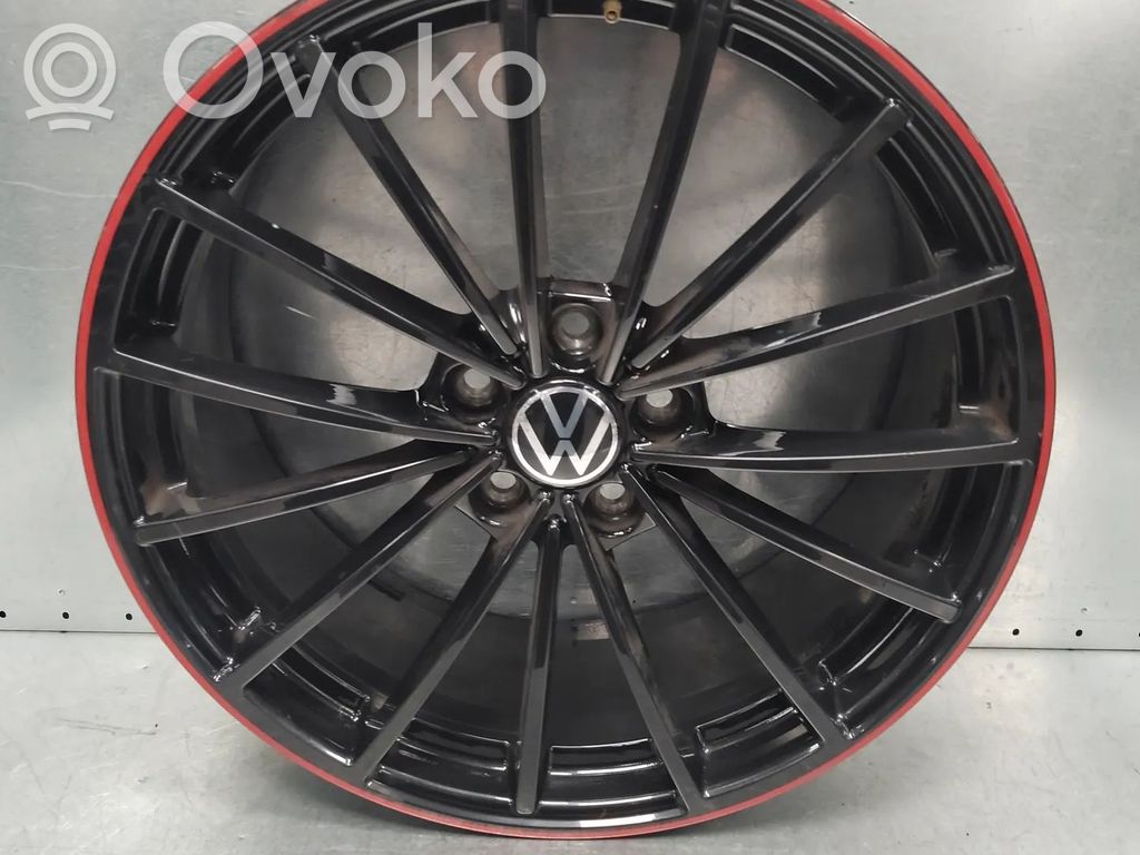 Volkswagen Golf VIII Felgi kute R19 