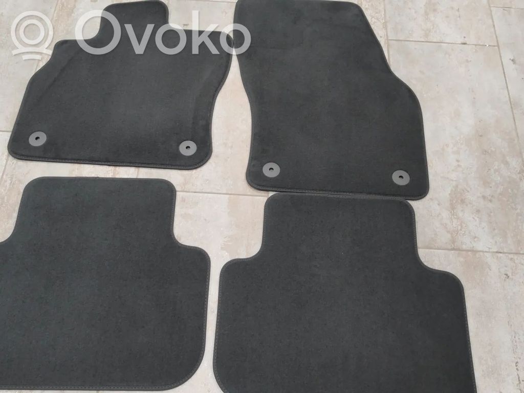 Audi Q3 F3 Set covorașe auto