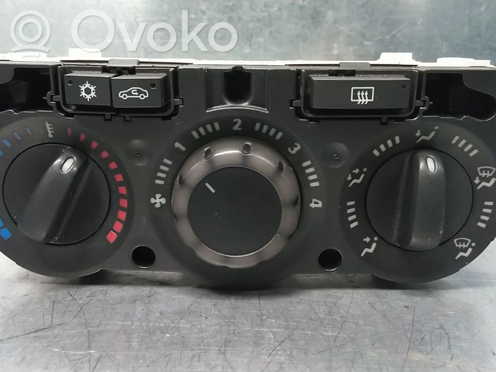 Opel Corsa D Climate control unit 