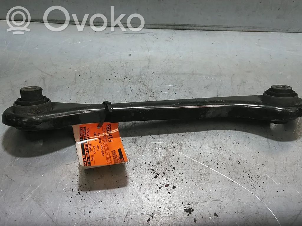 Volkswagen Golf VI Olka-akselin laakeripesä 