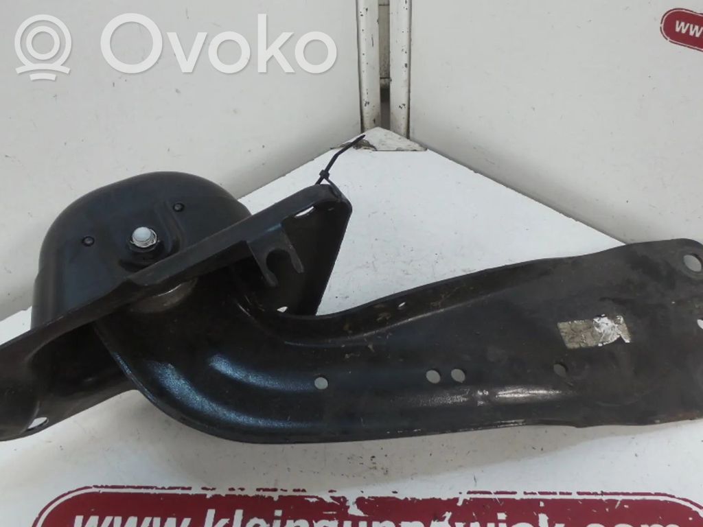Audi A3 S3 8V Zwrotnica koła tylnego 