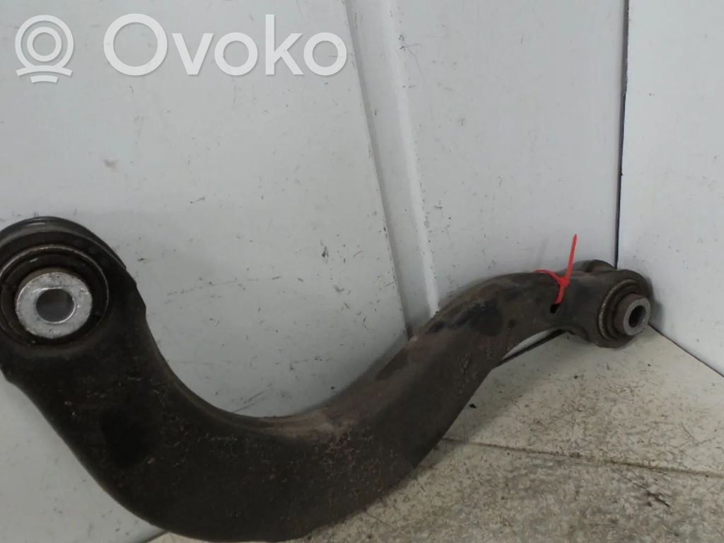 Volkswagen PASSAT B8 Fuso a snodo con mozzo ruota posteriore