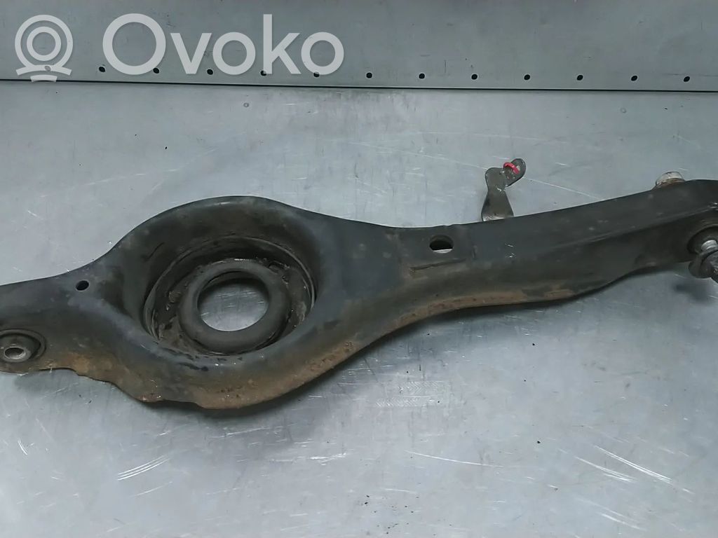 Ford Focus Rear wheel hub spindle/knuckle 