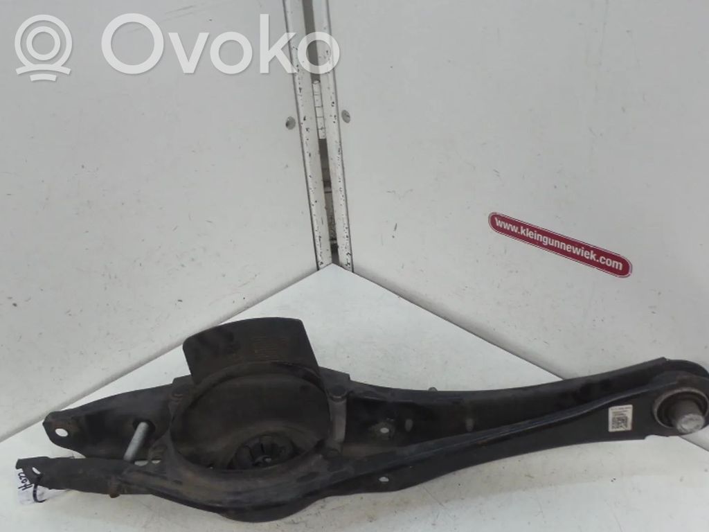 Audi A3 S3 8V Fuso a snodo con mozzo ruota posteriore 