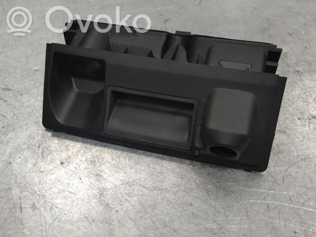 Audi A8 S8 D5 Tailgate release/open handle 